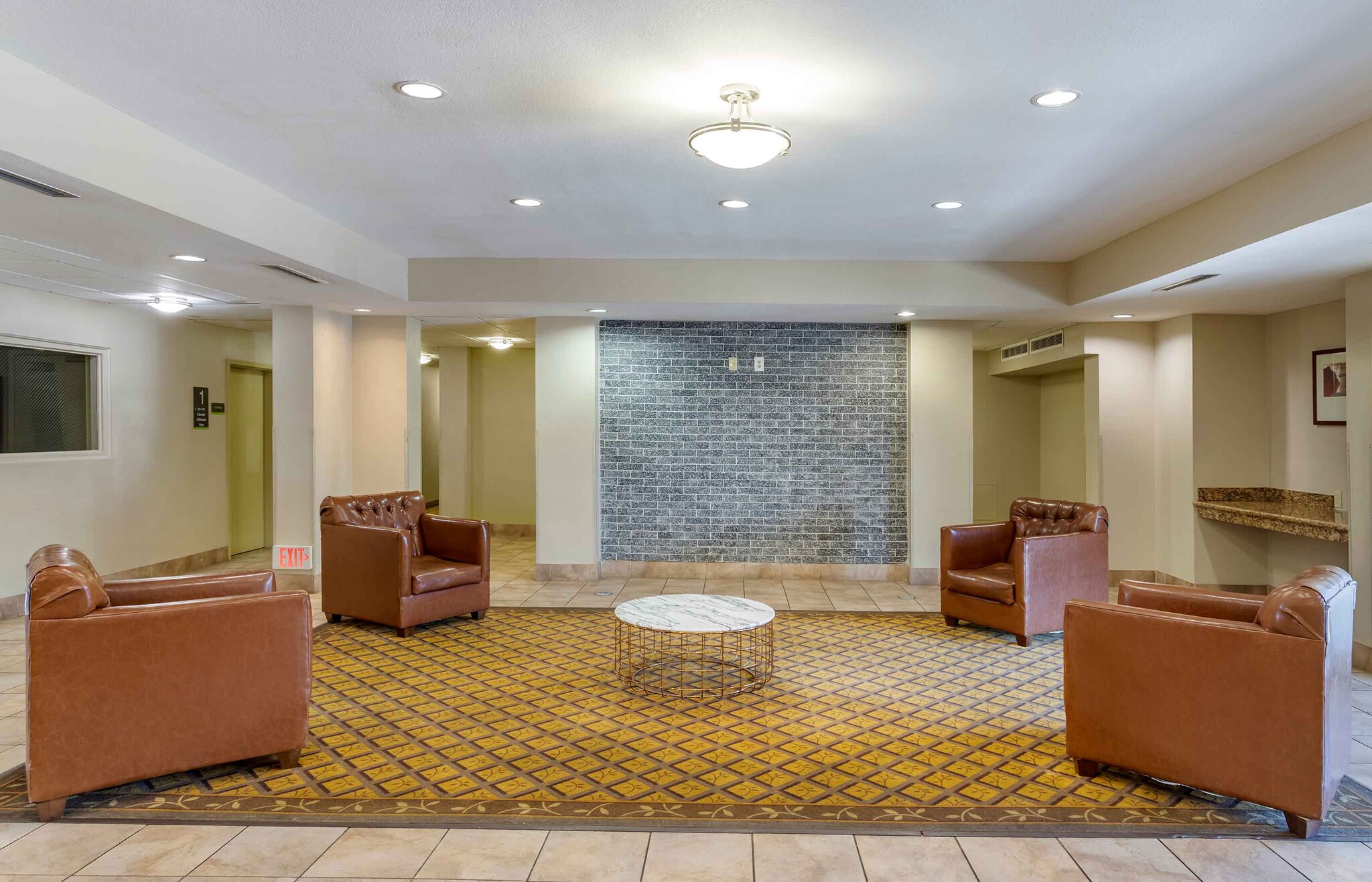 Building Photo - Furnished Studio-Houston - IAH Airport