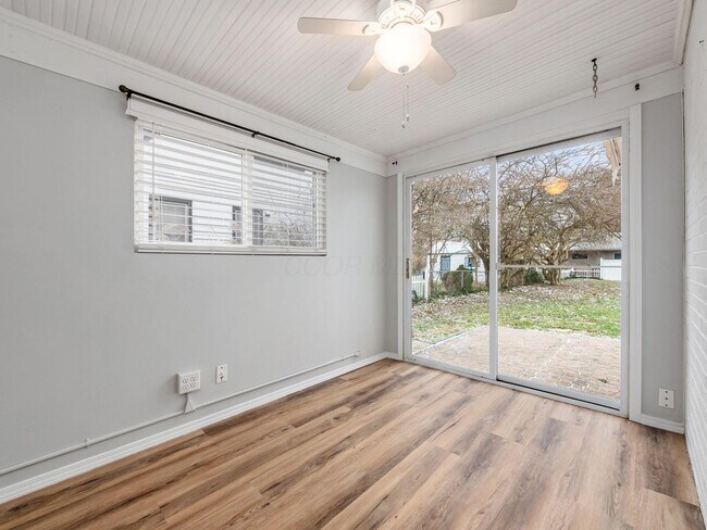 Building Photo - 495 Northview Dr