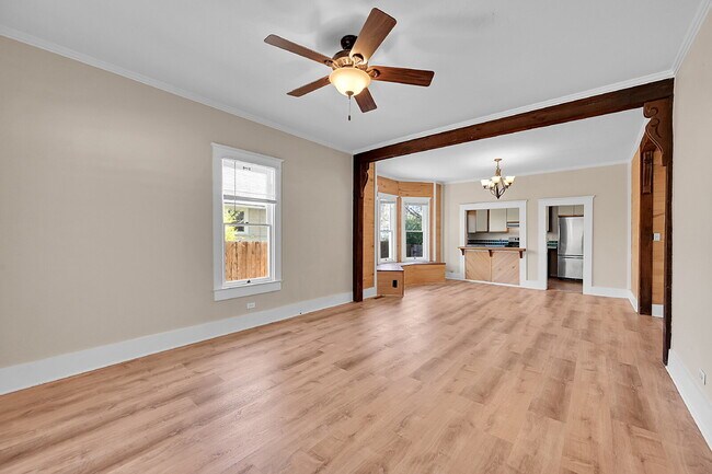 Building Photo - $1,750.00 - 2 Bedrooms, 1 Bathroom, Single...