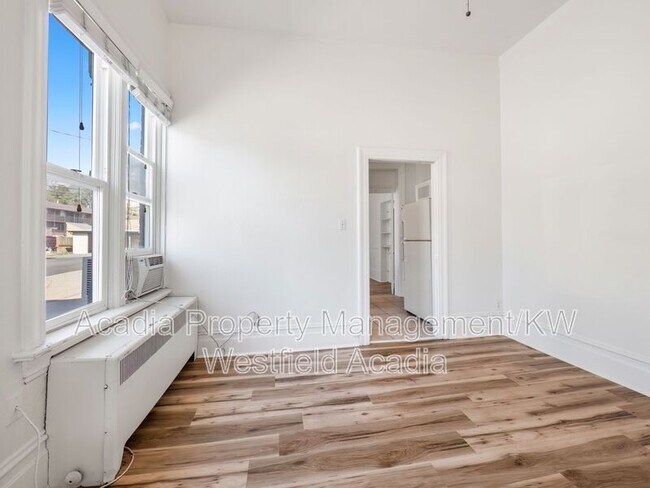 Building Photo - 256 N 500 W