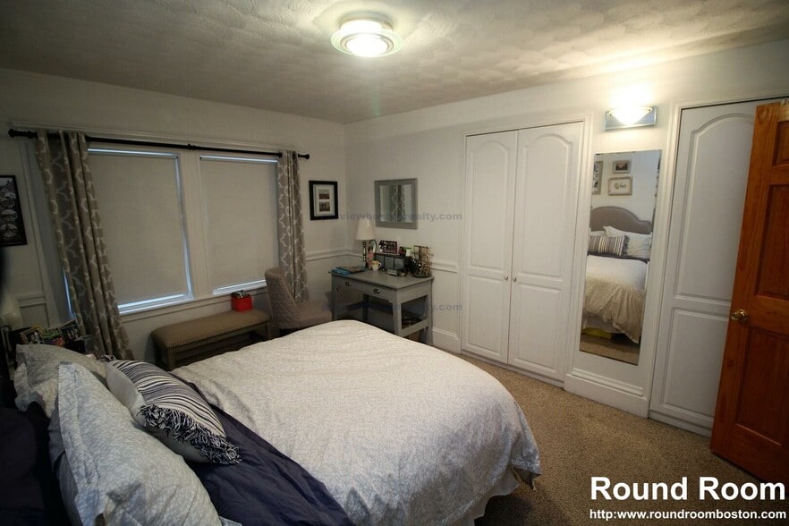 Building Photo - 504 Washington St