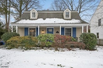 Building Photo - 16-21 Split Rock Rd