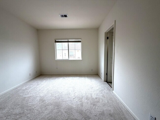 Building Photo - 7835 Veronica Ct