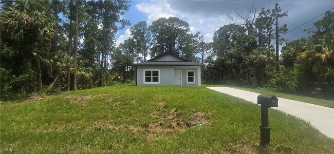 Building Photo - 3517 49th St W