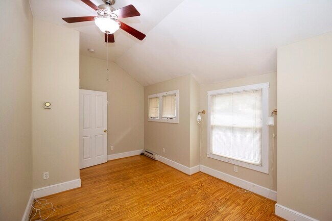 Building Photo - 201 Koch Ave