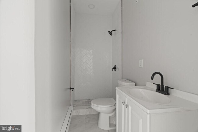 Building Photo - 5237 Chester Ave