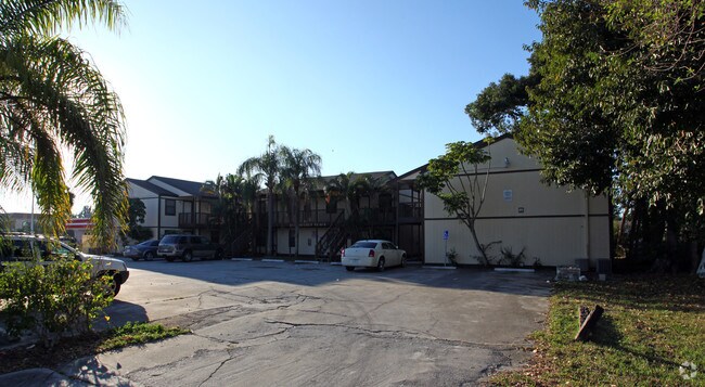 Primary Photo - Sunset Place