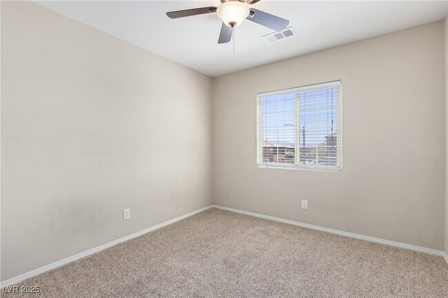 Building Photo - 7605 Lake Fork Peak St