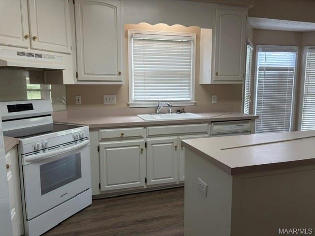 Building Photo - 9132 Green Chase Dr