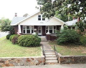 Building Photo - 1122 S 24th St