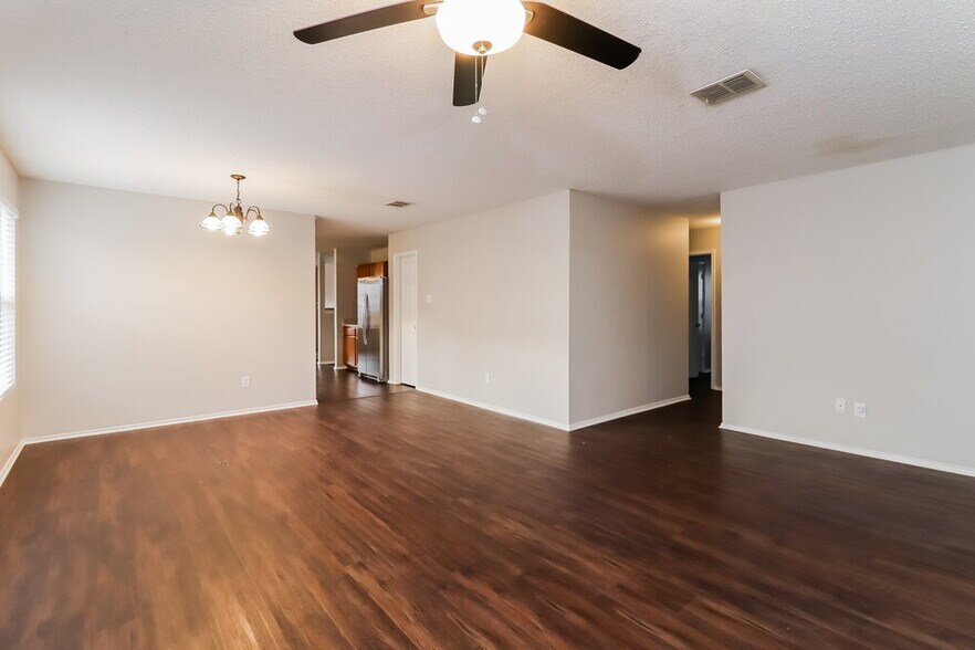 Building Photo - 4229 Gray Fox Dr