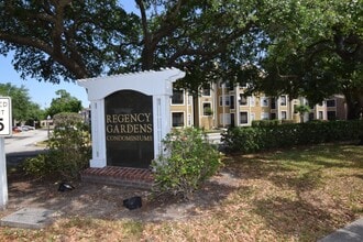 Building Photo - 5533 Chrishire Way