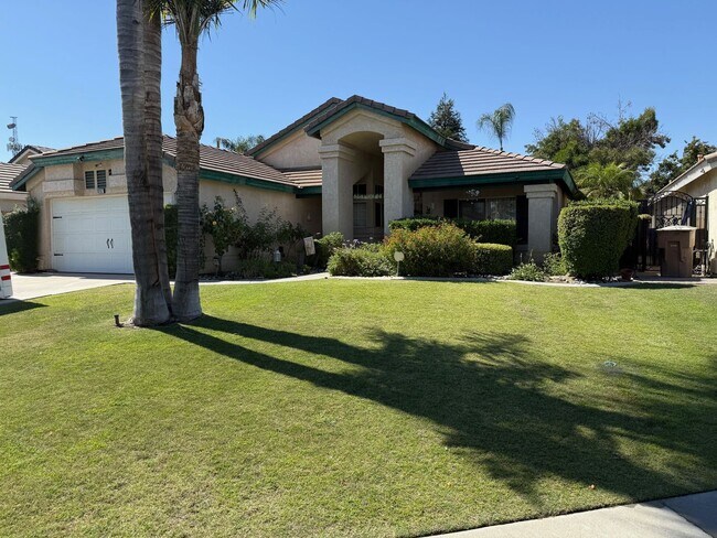 Primary Photo - Stunning Home In Rosedale!
