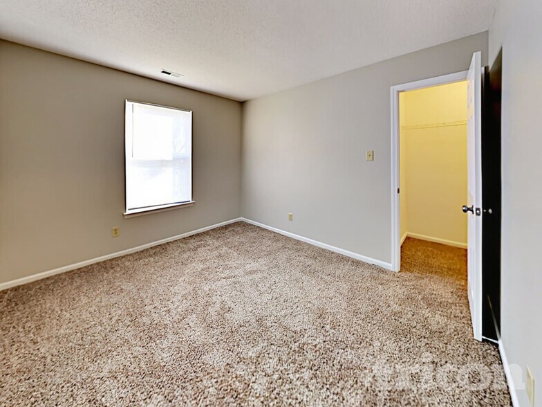 Building Photo - 7687 Mistflower Ln