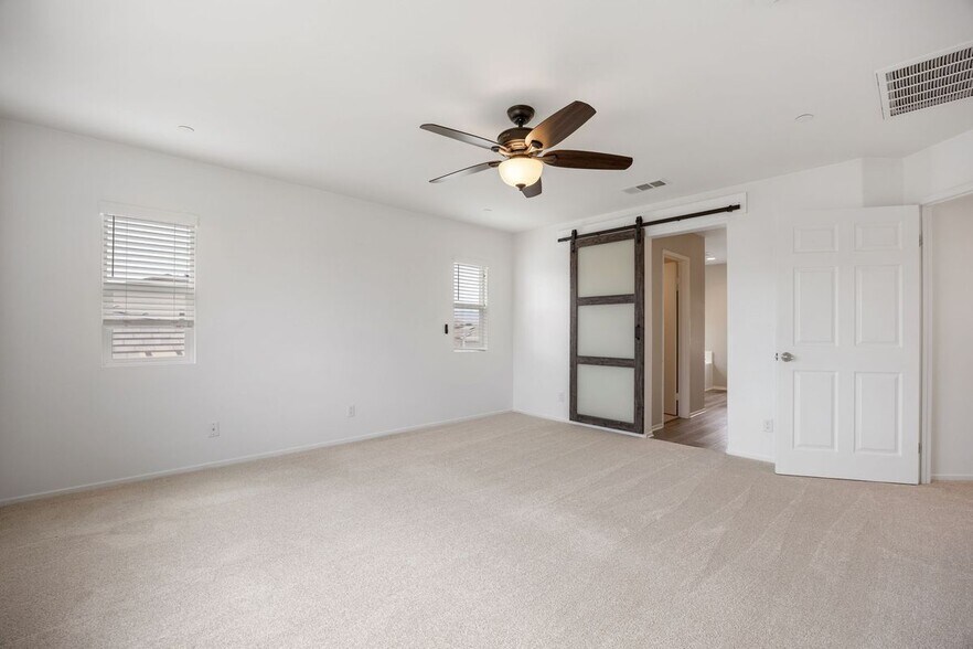 Building Photo - 3702 Mt San Gorgonia Ave