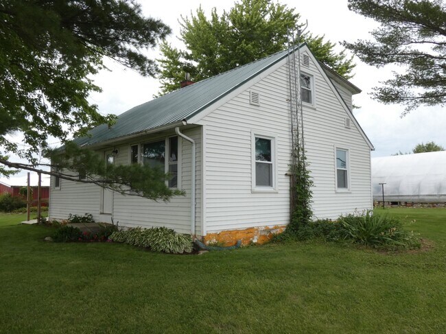Building Photo - 2660 Willow Branch Rd