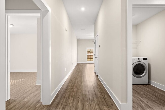 Building Photo - 227 Morning Crk Wy