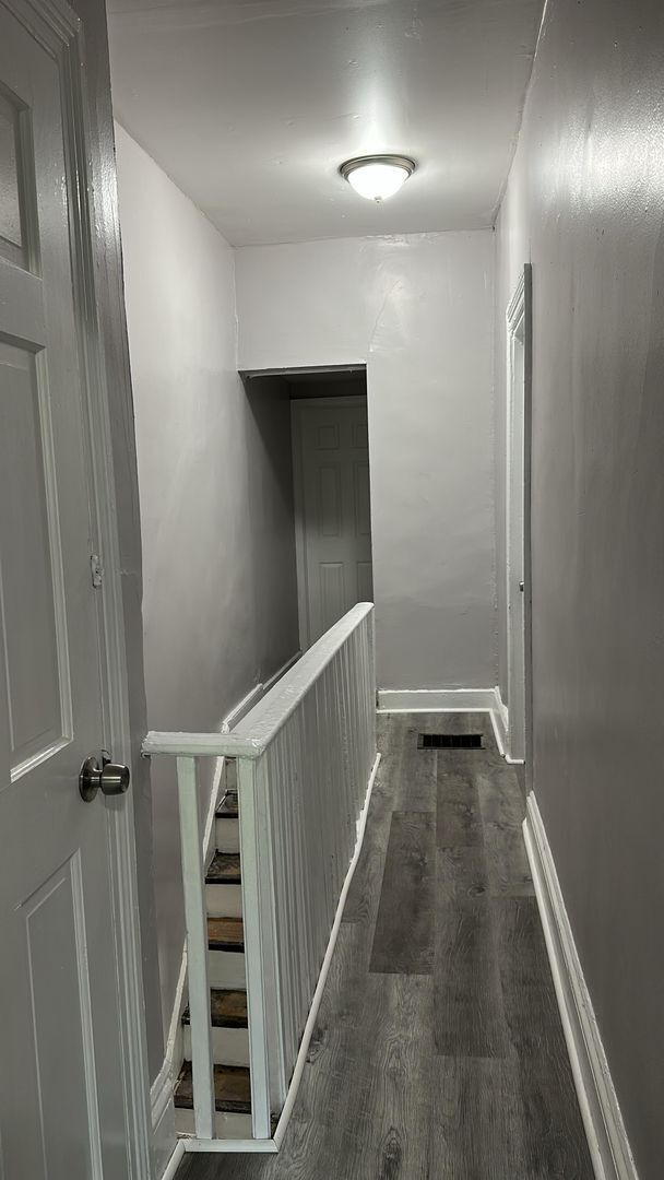 Building Photo - 89 Poplar St