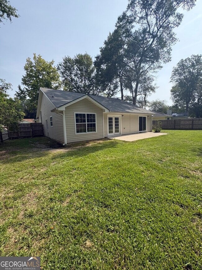 Building Photo - 112 Boxwood Ct