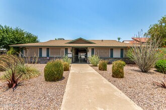 Building Photo - 3540 E Montecito Ave
