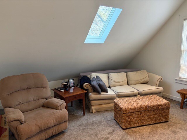 Building Photo - 2126 W Barry Ave