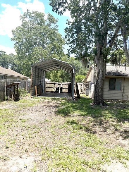Building Photo - 3956 Cedar Cove Ln