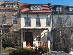 Building Photo - 3015 13th St NW