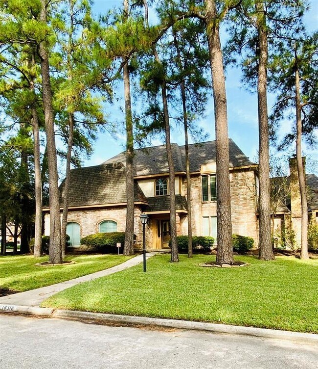 Building Photo - 18318 Mahogany Forest Dr