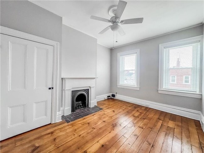 Building Photo - 52 S 18th St