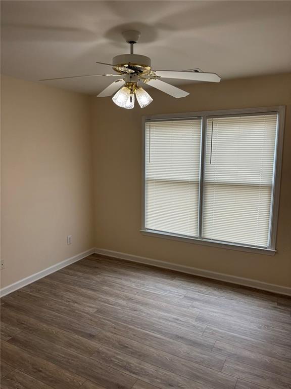 Building Photo - 220 Cross Creek Dr