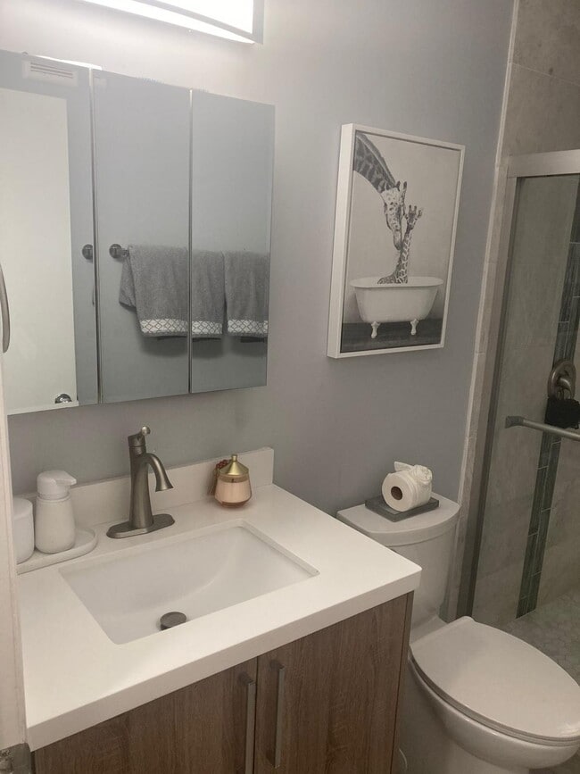 Building Photo - 4856 N State Rd 7