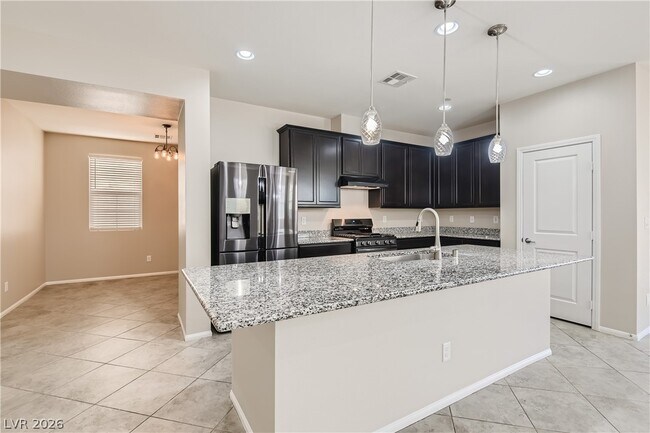 Building Photo - 974 Spiracle Ave