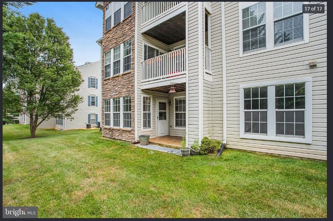 Building Photo - 5620 Avonshire Pl