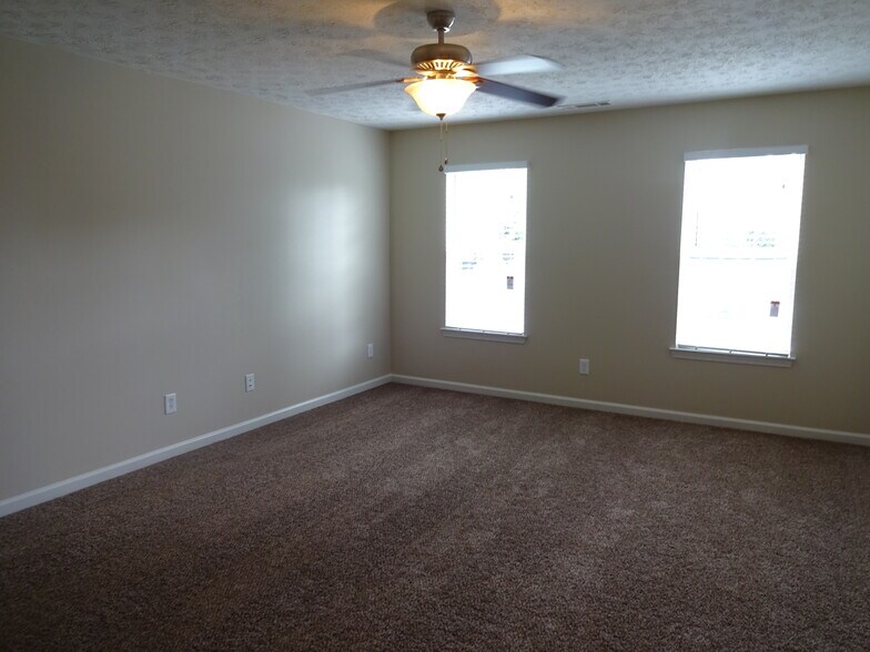 Building Photo - 361 Ash Trace Ln