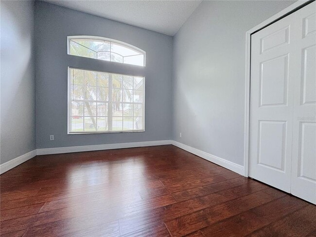 Building Photo - 1730 Bridgeview Cir