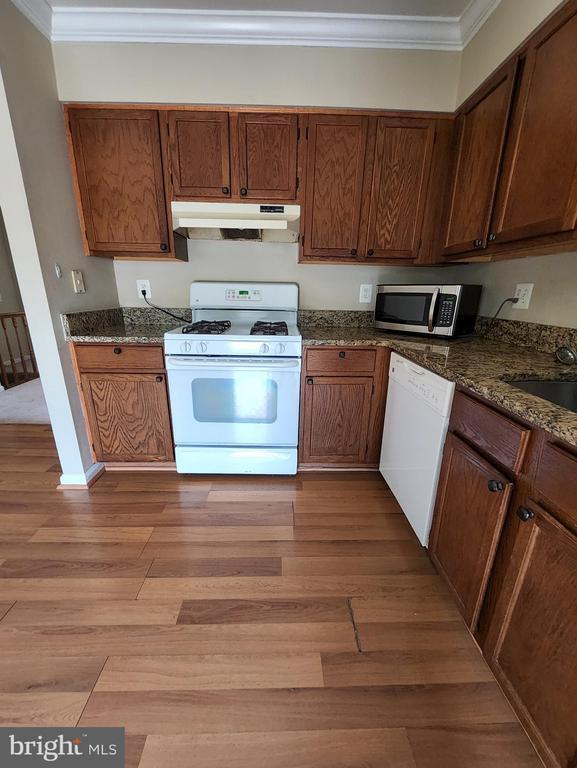 Building Photo - 767 Cherry Tree Ln