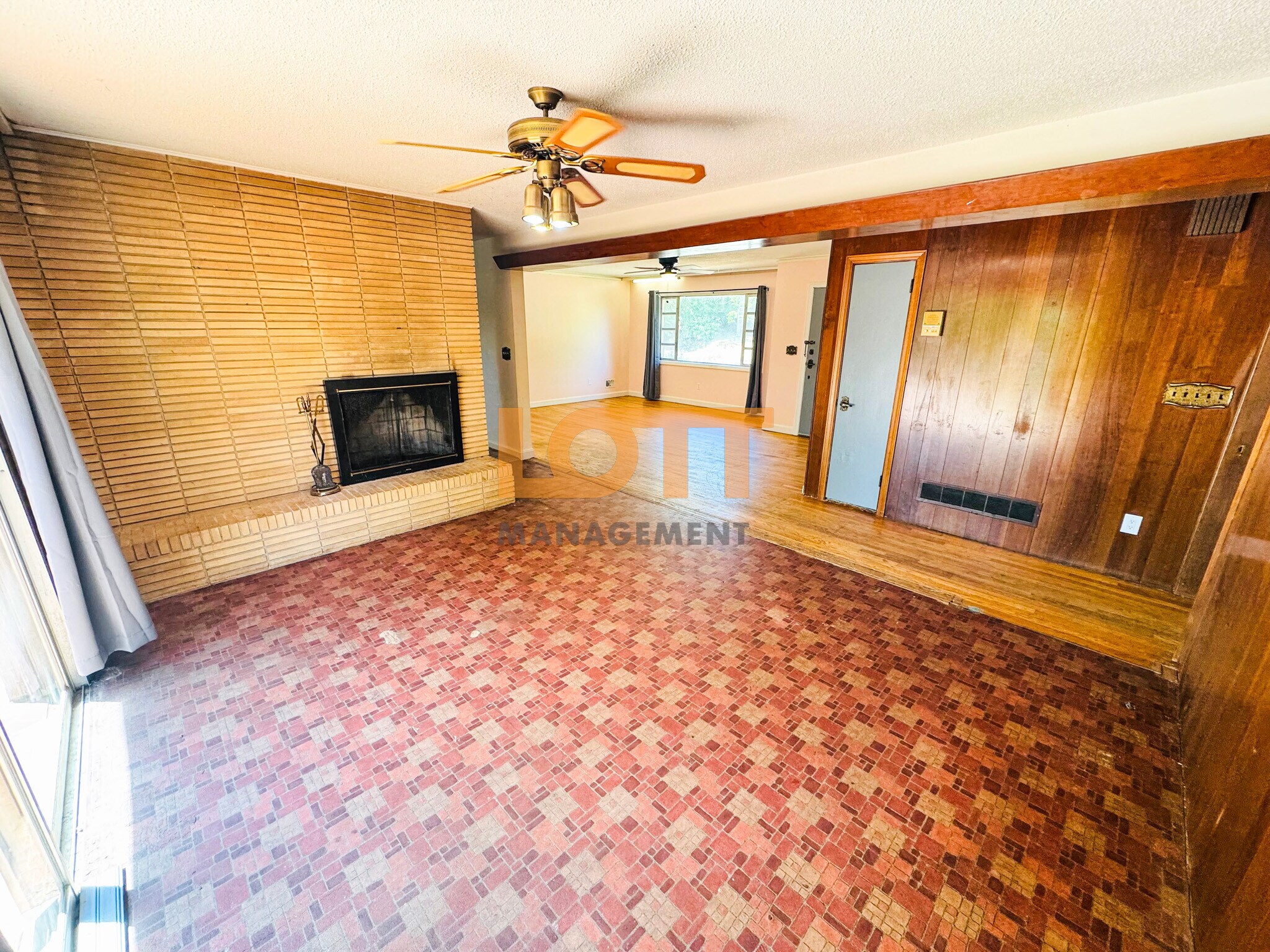 Building Photo - 214 Hunts Bridge Rd