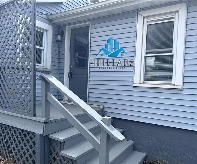 Building Photo - For Rent – 1-Bedroom Apartment in the Heart of Lowell, IN