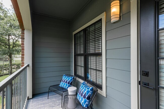 Building Photo - 4855 Magnolia Cove Dr