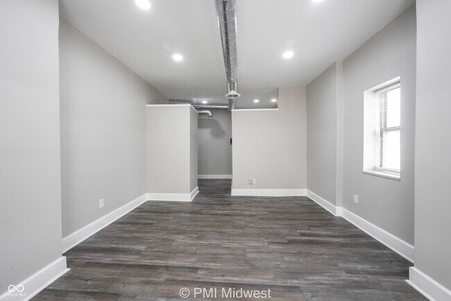 Building Photo - 2060 N Delaware St