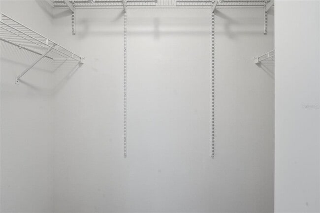 Building Photo - 1406 E Ridgewood St