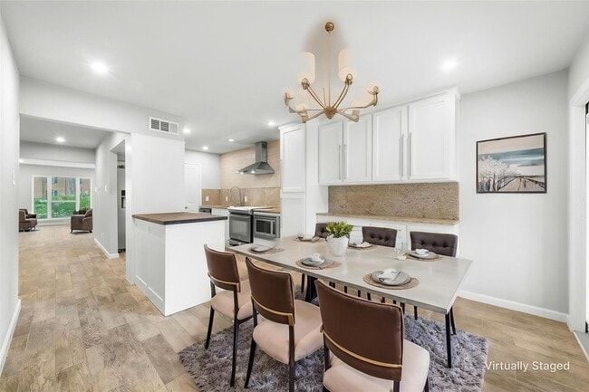 Building Photo - 6014 E University Blvd