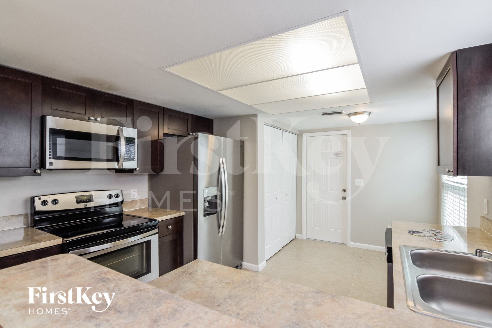 Building Photo - 4071 Forecast Dr