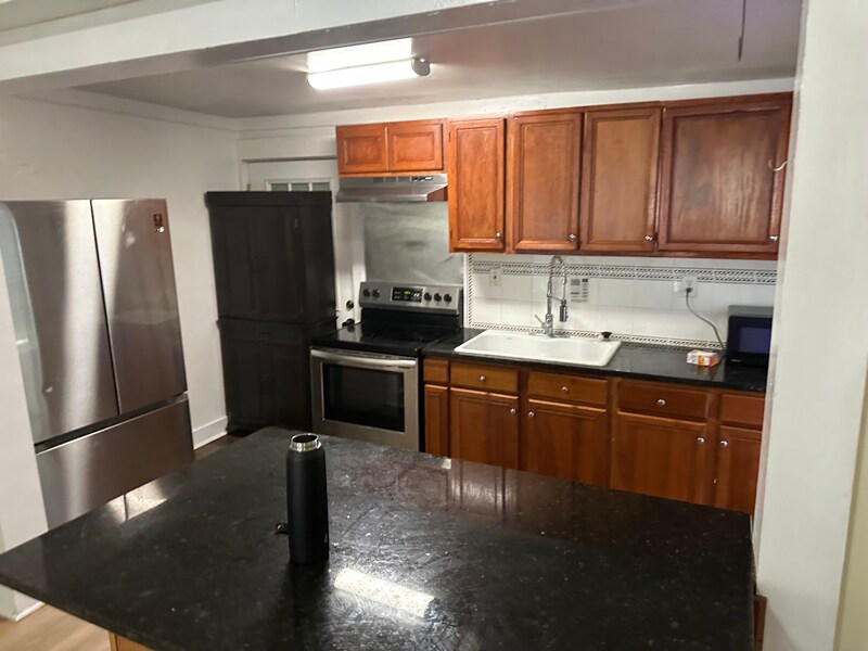 Building Photo - 24 Palmer St