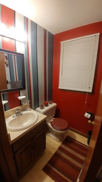 Second Bathroom - 29 Kathleen Dr