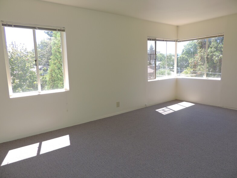 Interior Photo - Eugene Manor Apartments