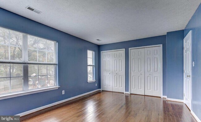 Building Photo - 307 Stafford Mews Ln