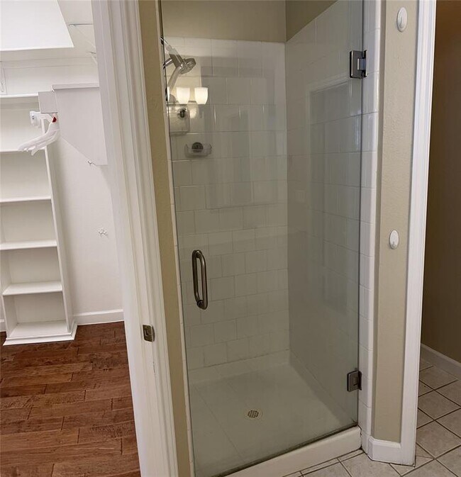 Building Photo - 5401 Apache Creek Cove