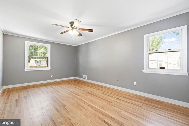 Building Photo - 13 Sturbridge Dr