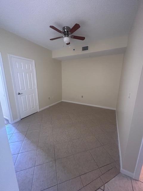 Building Photo - 2040 Greenview Shores Blvd